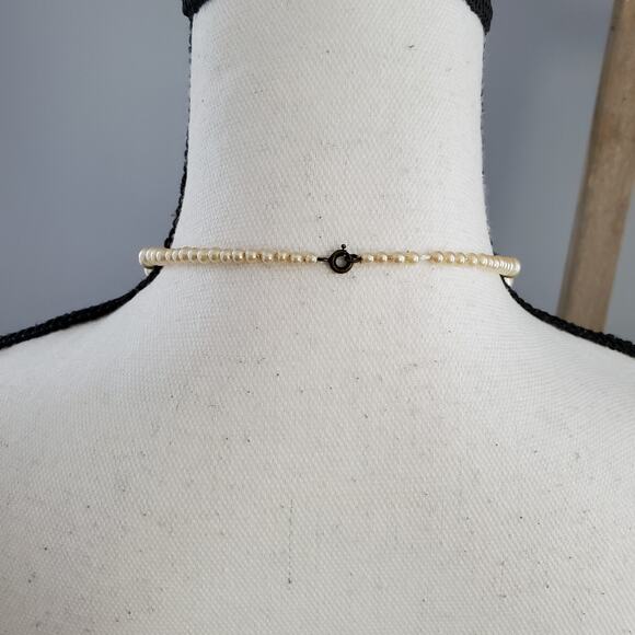Vintage Pearl Drop Necklace - Picture 4 of 6